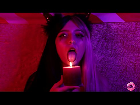 ❤️ Leidenschaftlicher Blowjob von sexy Succubus mit Mundbefriedigung Porno bei uns